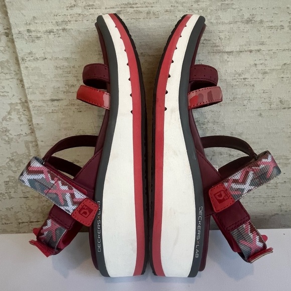 Deckers X Lab Women's Xponent Burgundy Strappy Platform Sandals Hook & Loop - Picture 10 of 14